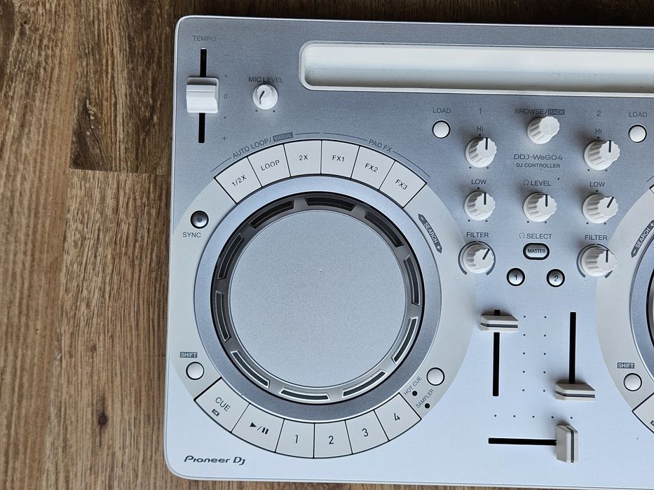 Pioneer ddj wego 4 konsola