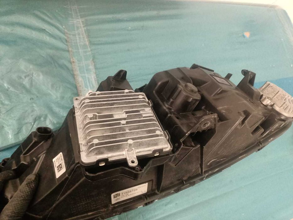 lampy full LED Volvo S/V90 polift