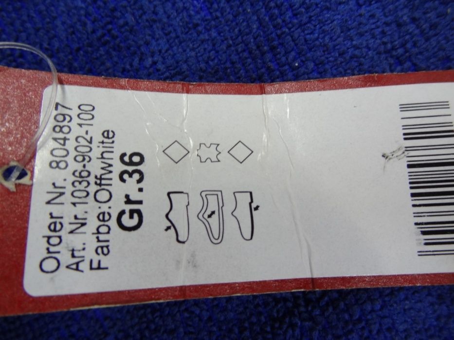 шкіряні босоніжки mustang