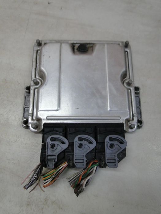 VIVARO A TRAFIC II PRIMASTAR STEROWNIK KOMPUTER MODUŁ SILNIKA 1.9DCI EUROPA