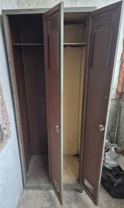 Шафа металева, шкаф металевий