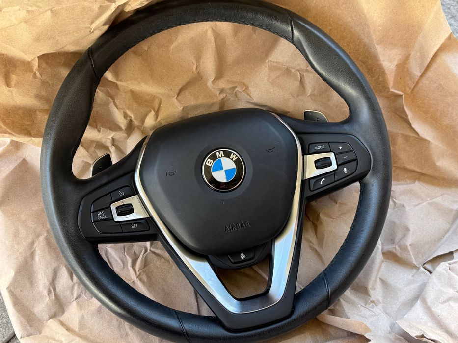 Руль BMW
G01, GO2, G05, G06, G20,G22, G30