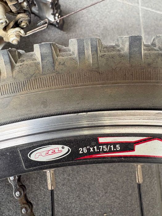 Bicicleta montanha SIRLA em Alumínio