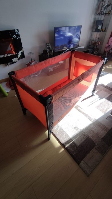 Cama de viagem com colchão