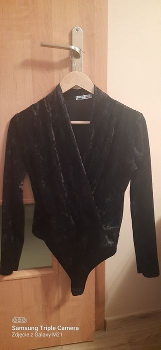 Welurowe aksamitne body