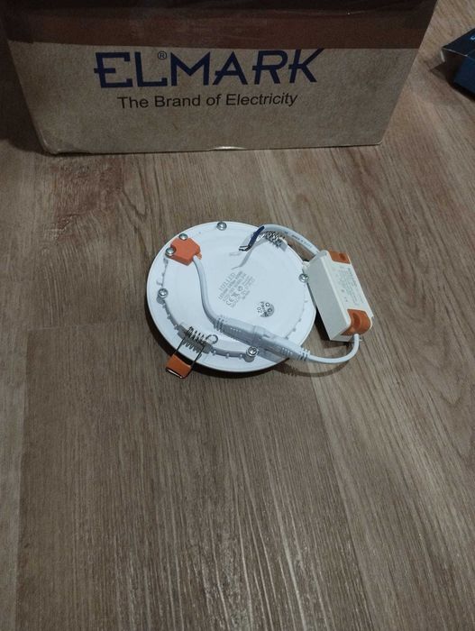 Lote iluminação LED (30+ peças) – lâmpadas, focos e downlights