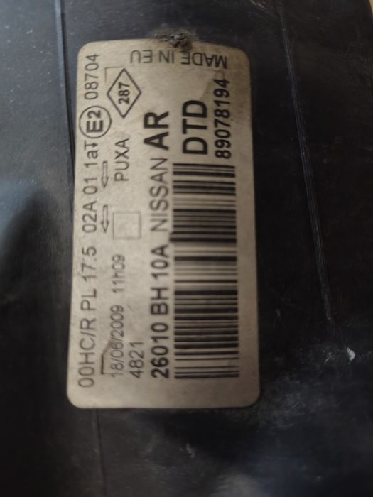 Nissan note zestaw lamp przednich e11 09-13