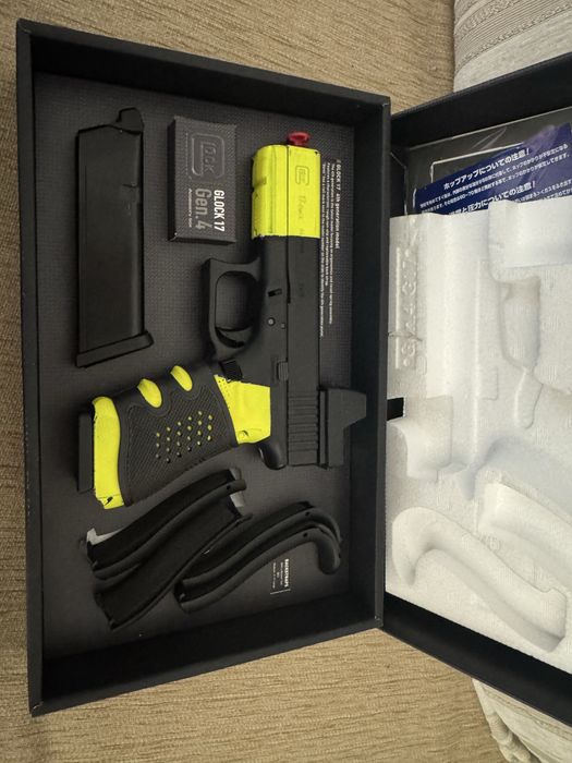 Glock 17 TM gen4 airsoft