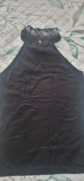 Top Guess preto