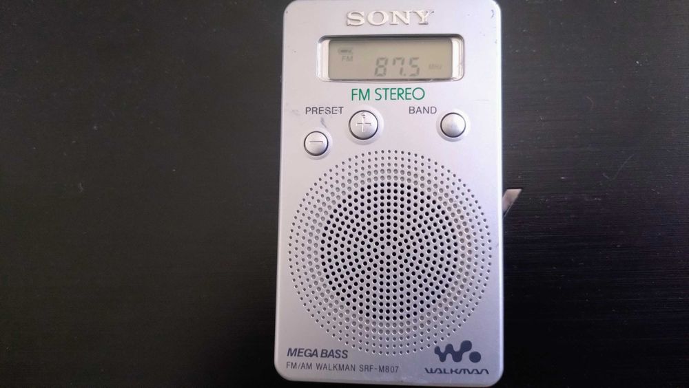 Mini Radio Bolso Sony SRF-M807 FM/AM Mega Bass