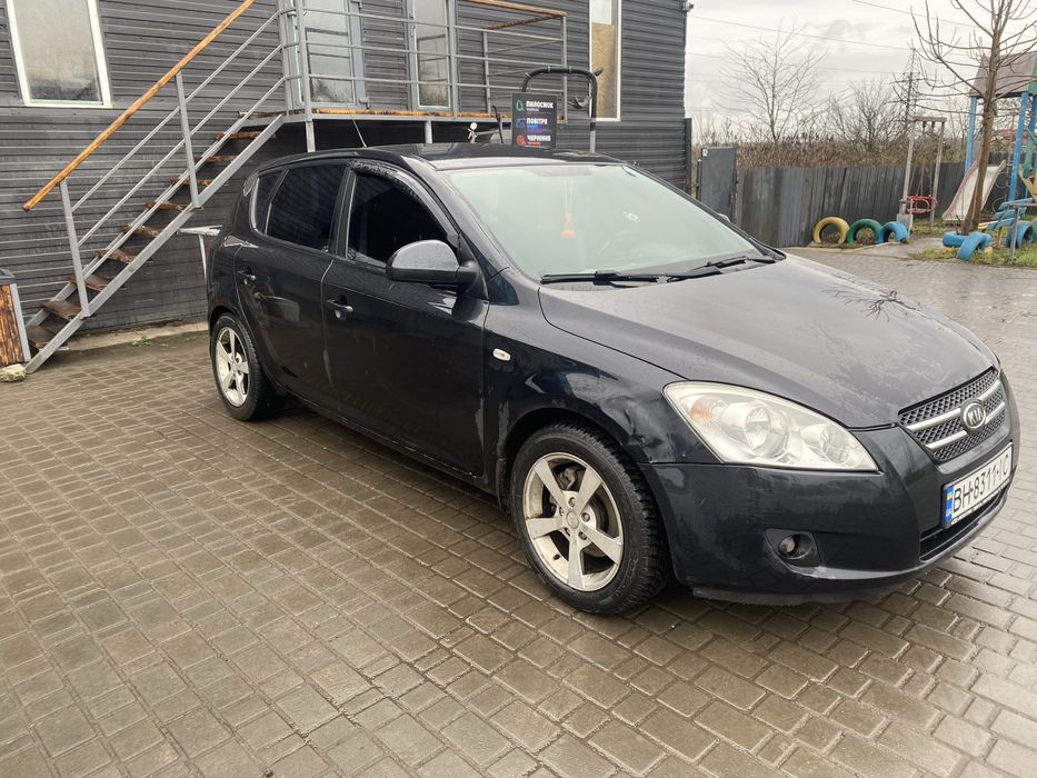 Продам Kia Ceed 1.6 бенз автомат