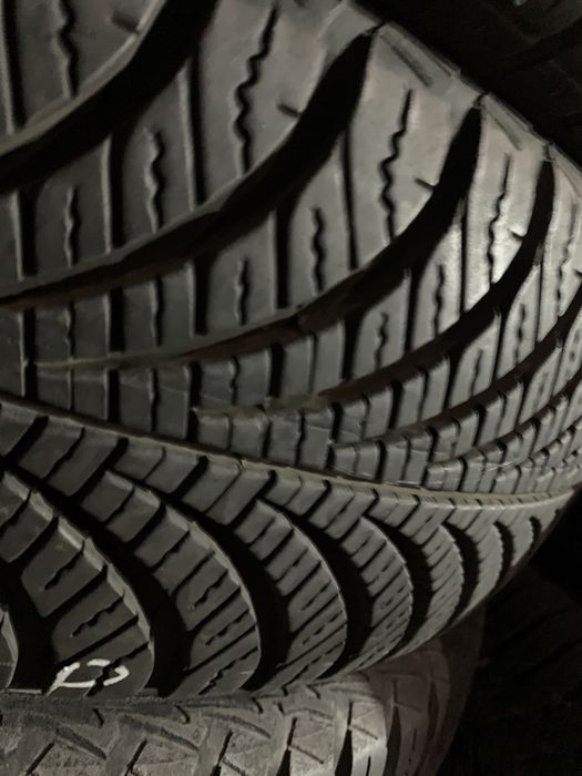 215/55 17 Goodyear Vector 4Seasons Gen-2 Шини б/у всесезонные
