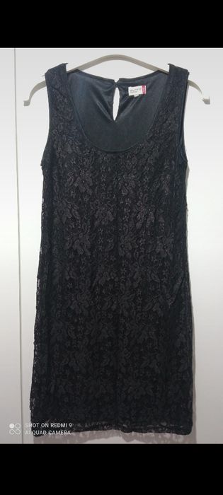 Sukienka mała czarna koronkowa S/M