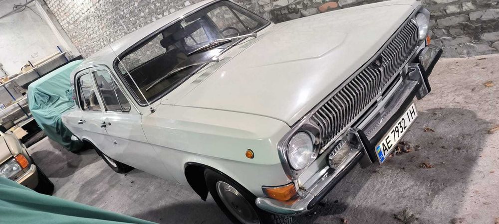 Волга    ГАЗ  24