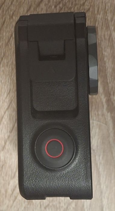 Action Cam DJI Osmo Action 5 Pro Standard Combo (8K - 40 MP - Wi-Fi e Bluetooth)