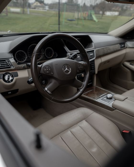 Wynajem samochodów luksusowych – śluby, urodziny, studniówki Lublin