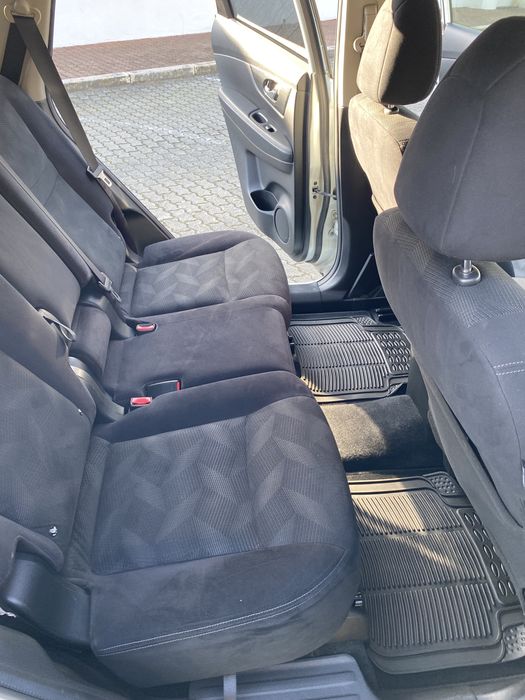 Nissan X-Trail 1.6 Automático