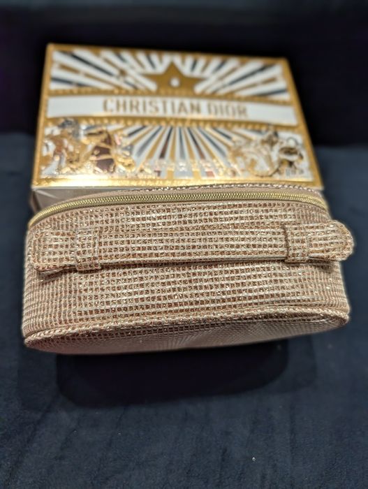 Kosmetyczka Dior złota edycja limitowana