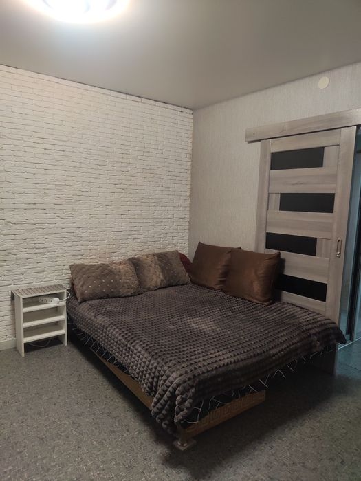 Здам 2-х кім квартиру подобово в Ізюме