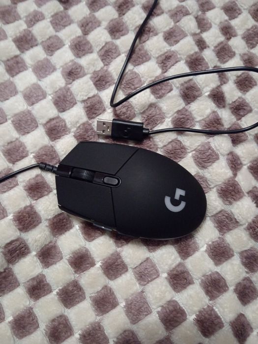 мишка logitech g102