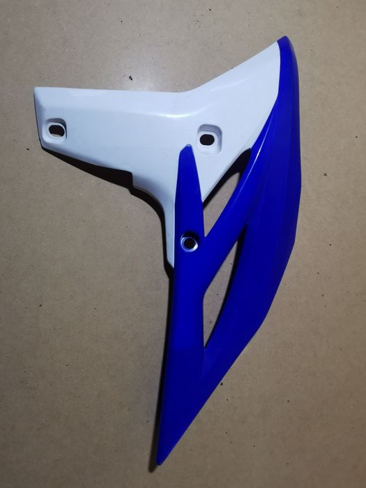 Yamaha yz 250 F osłona owiewka boczna przod lewa panel wypełnienie