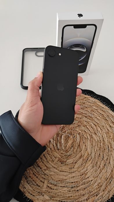 iPhone 16e - 128gb NOVO (Desbloqueado)