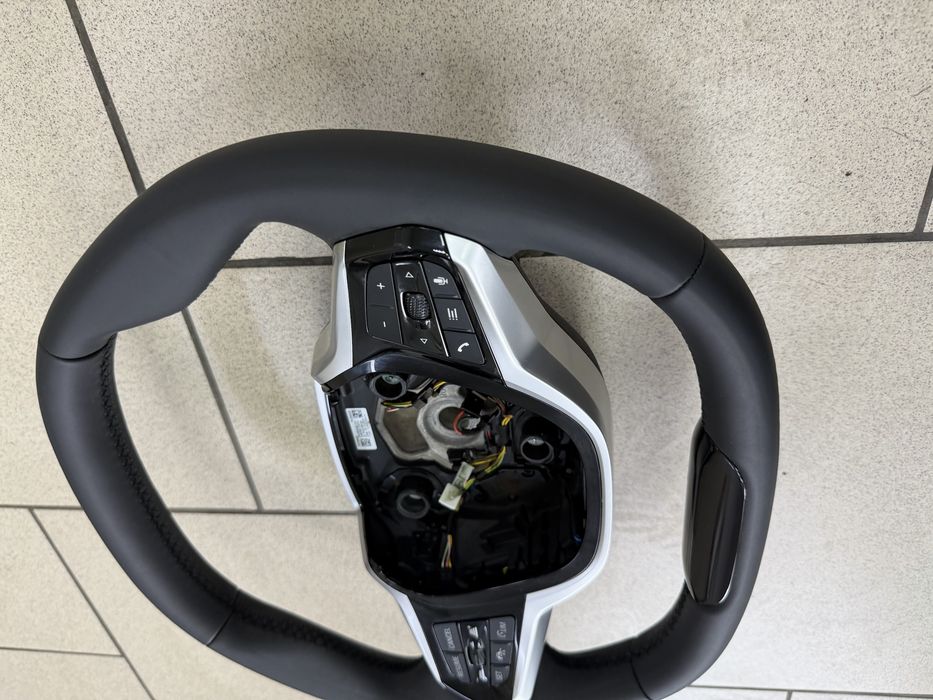 BMW I4 g26lci рестайл руль рульове колесо бмв г26