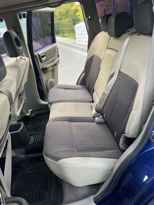 Продам Nissan X-trail 2.2 дизель,полный привод ,в очень хорошем состоянии