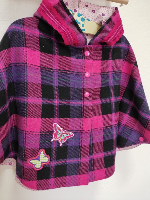 Capa/poncho para menina de 18 - 36 meses. Nova.