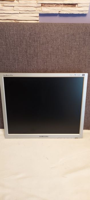Monitor 19 cali Samsung