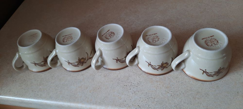 5 filiżanek Pruszków PRL