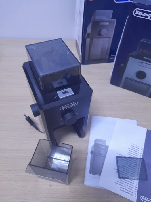 Кавомолка DeLonghi KG 79