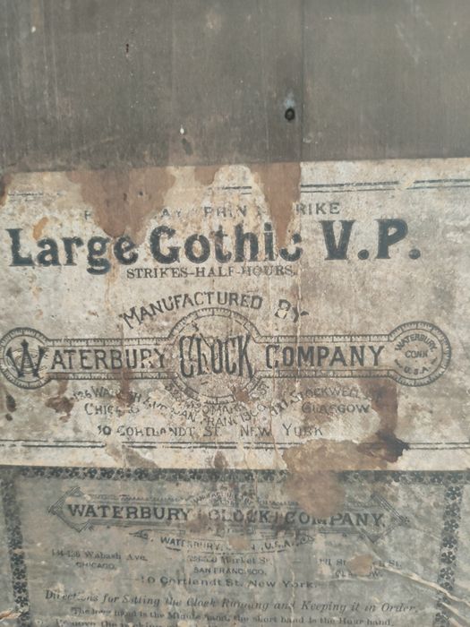 Relógio antigo de capela 4 estações