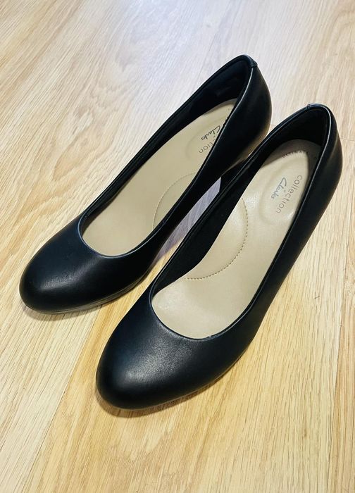 Жіночі туфлі Clarks, розмір 39 — як нові!