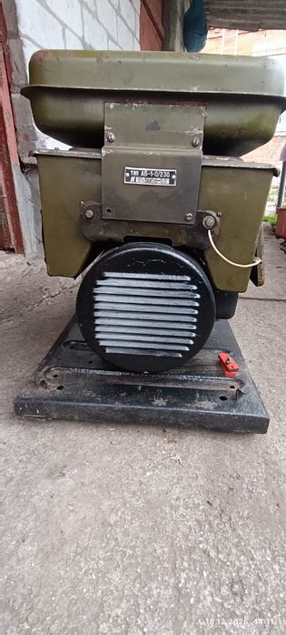 Генератор военный  ГАБ 1/0 230