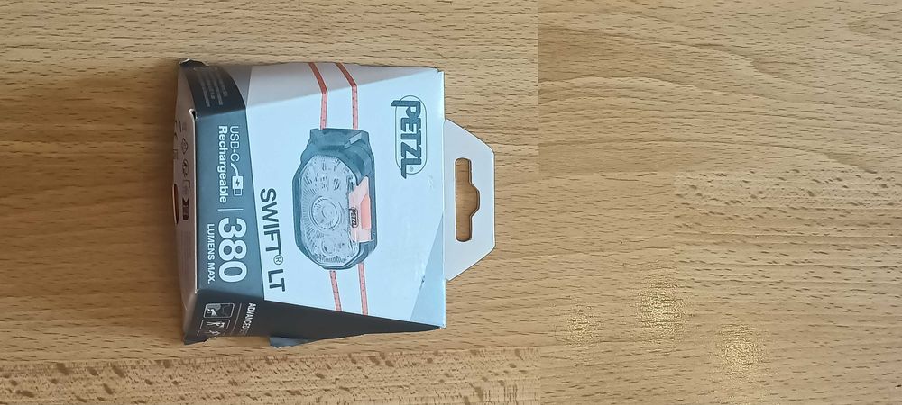 Latarka czolowa Petzl Swift LT