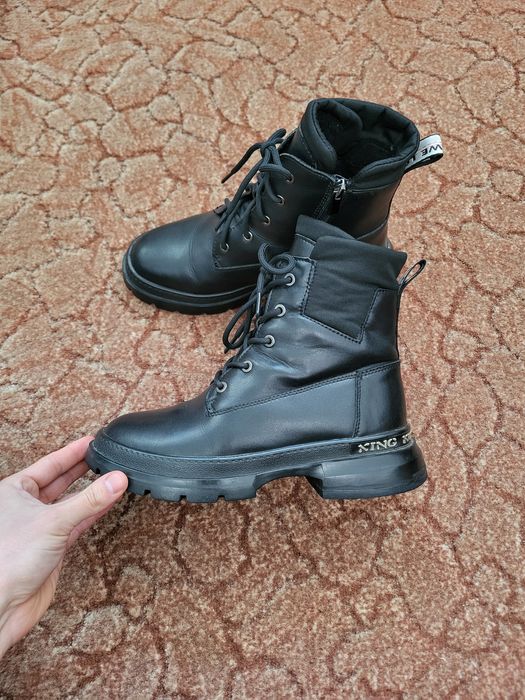 Зимние женские ботинки