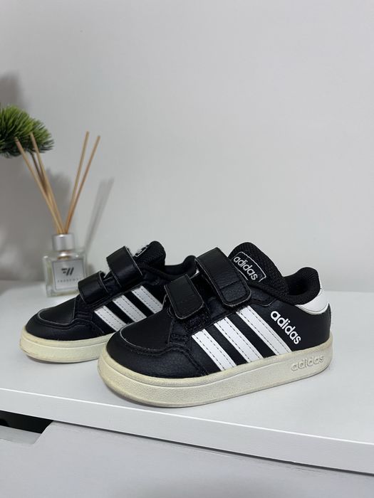 Кеди adidas, розмір 20