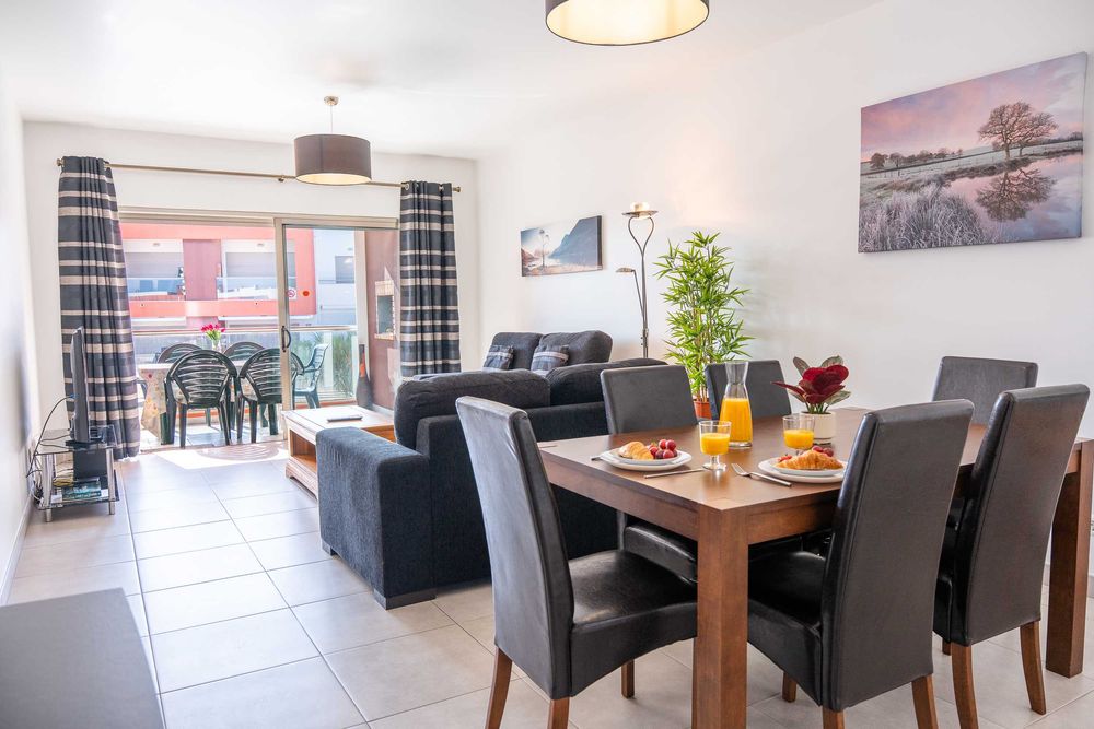 Apartamento T2 Vitismar em Vale Parra com piscina