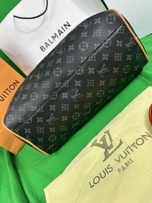Torebka Torba Louis Vuitton ciemno brazowa listonoszka speedy Premium
