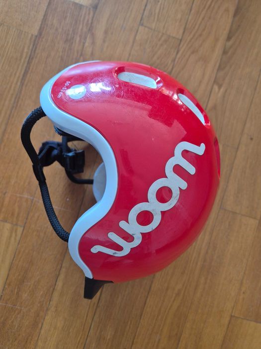 Dziecięcy kask Woom czerwony S (50-53 cm)