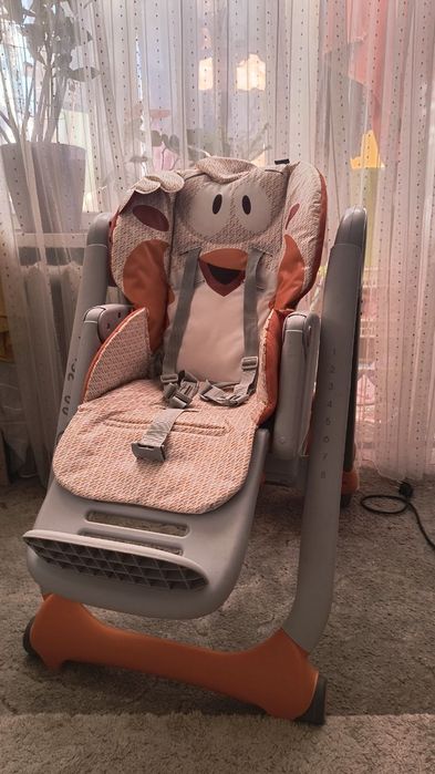 Стільчик для годування