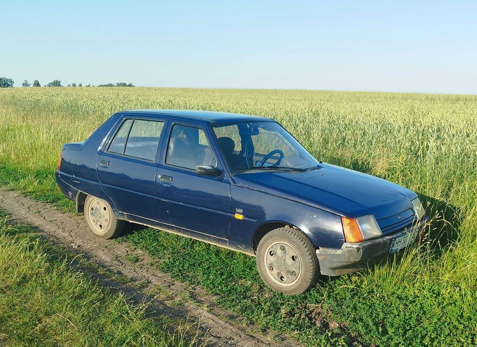 Таврия Славута 2004, 1.2 газ\бенз