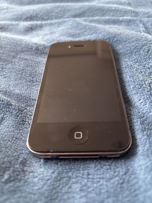 Iphone 4 (zablokowany)