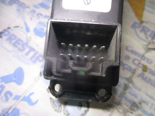 Comando / botão / interruptor vidros frente direito MAZDA 6 Sedan (GH)