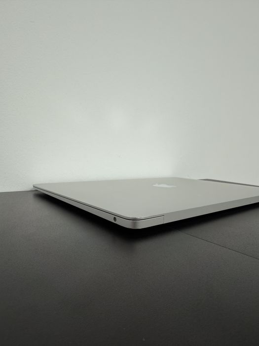 1 цикл Macbook Air 13 2019(2020) I5 8Gb | 128Gb • ГАРАНТІЯ > Ідеальний