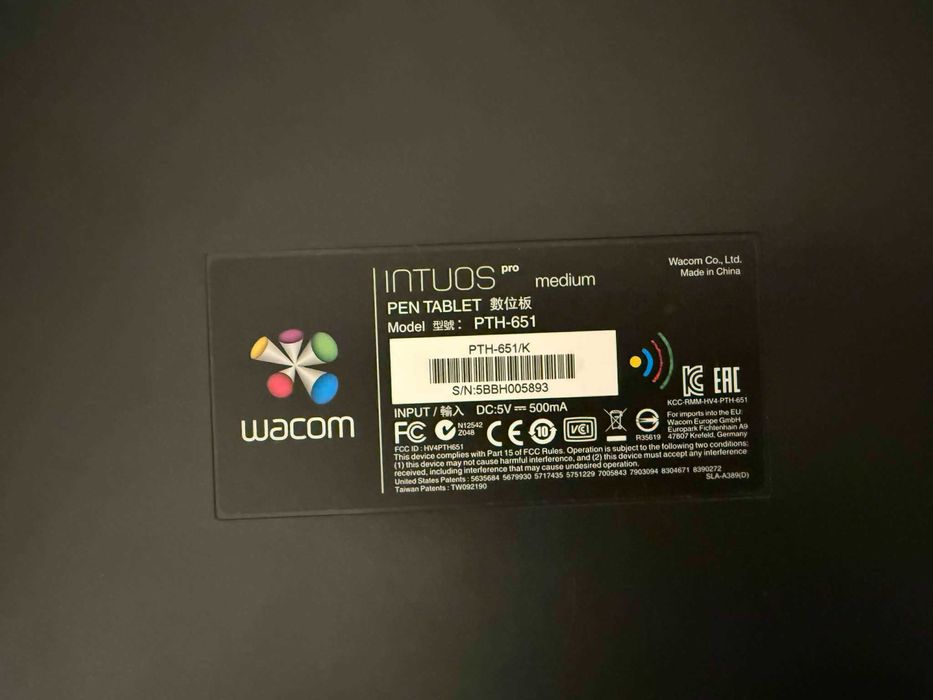 Tablet graficzny Wacom Intuos pro M PTH-651