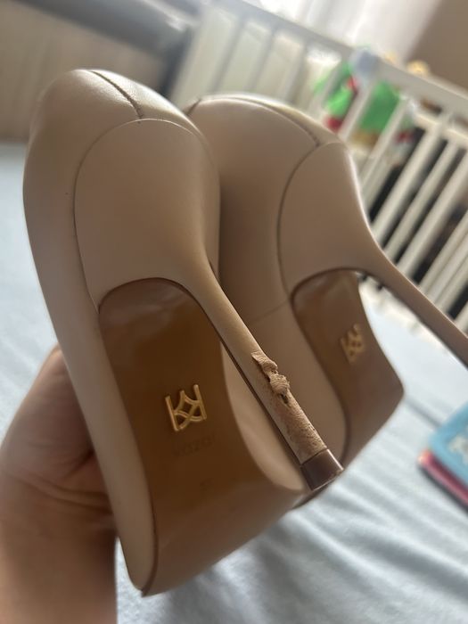 Buty na szpilkach