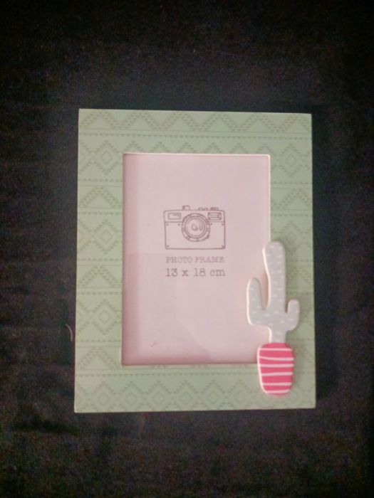 Ramka z kaktusem na zdjęcie o wymiarach 13cmx 18cm