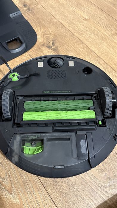 Irobot Roomba J7+